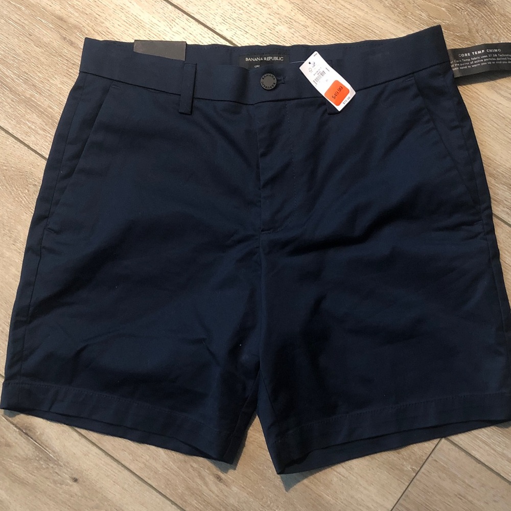 Banana Republic Dark Blue Flat Front Core Temp Shorts Preppy cottage core